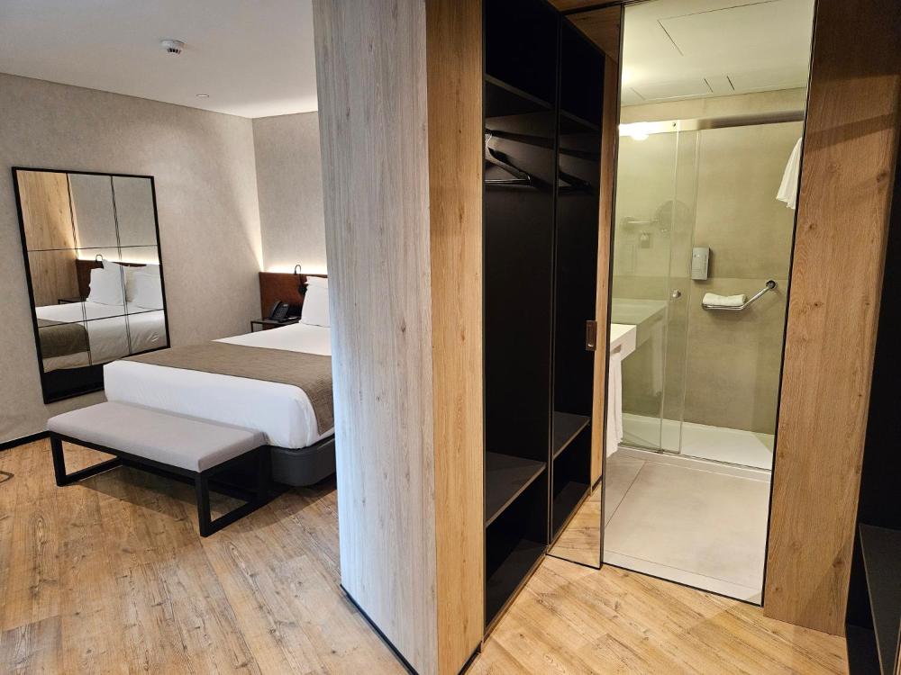 Standard Double Room interior